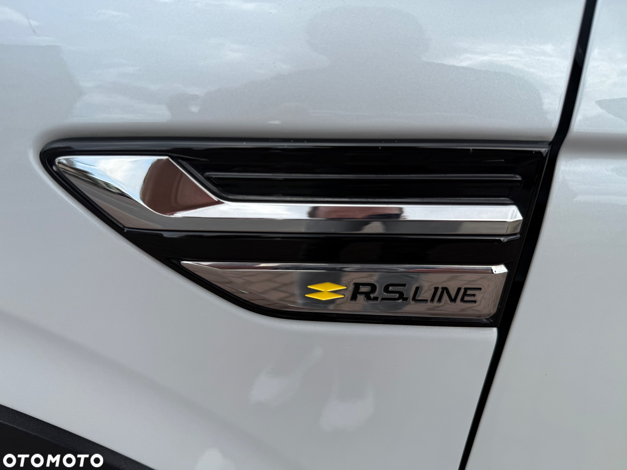 Renault Arkana E-TECH 145 R.S.LINE - 19