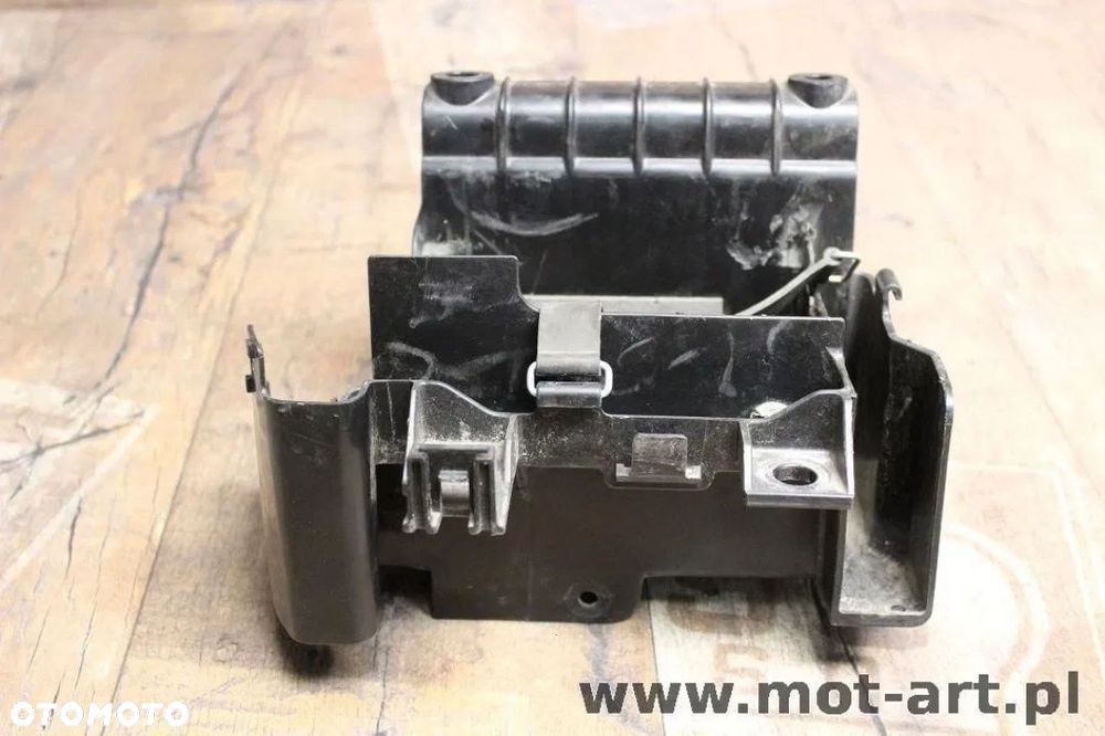 SKRZYNKA AKUMULATORA PLASTIK XVS950 MIDNIGHT STAR - 2