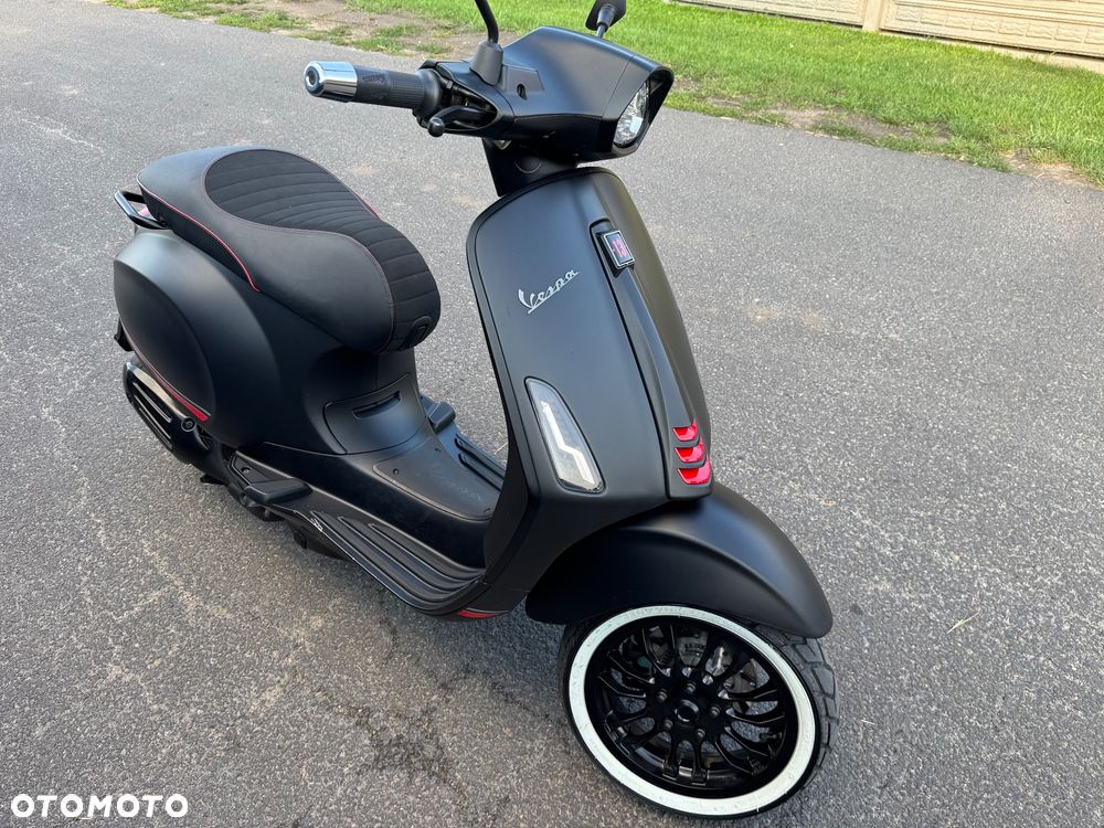 Piaggio Vespa - 2