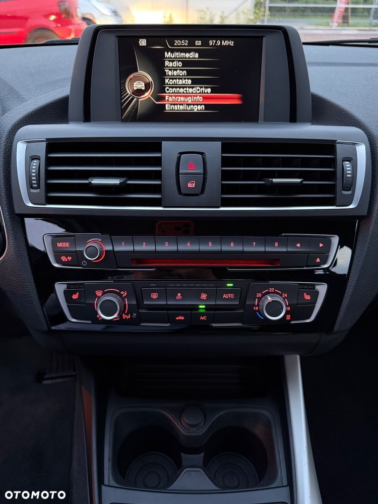 BMW Seria 1 118i Advantage - 24