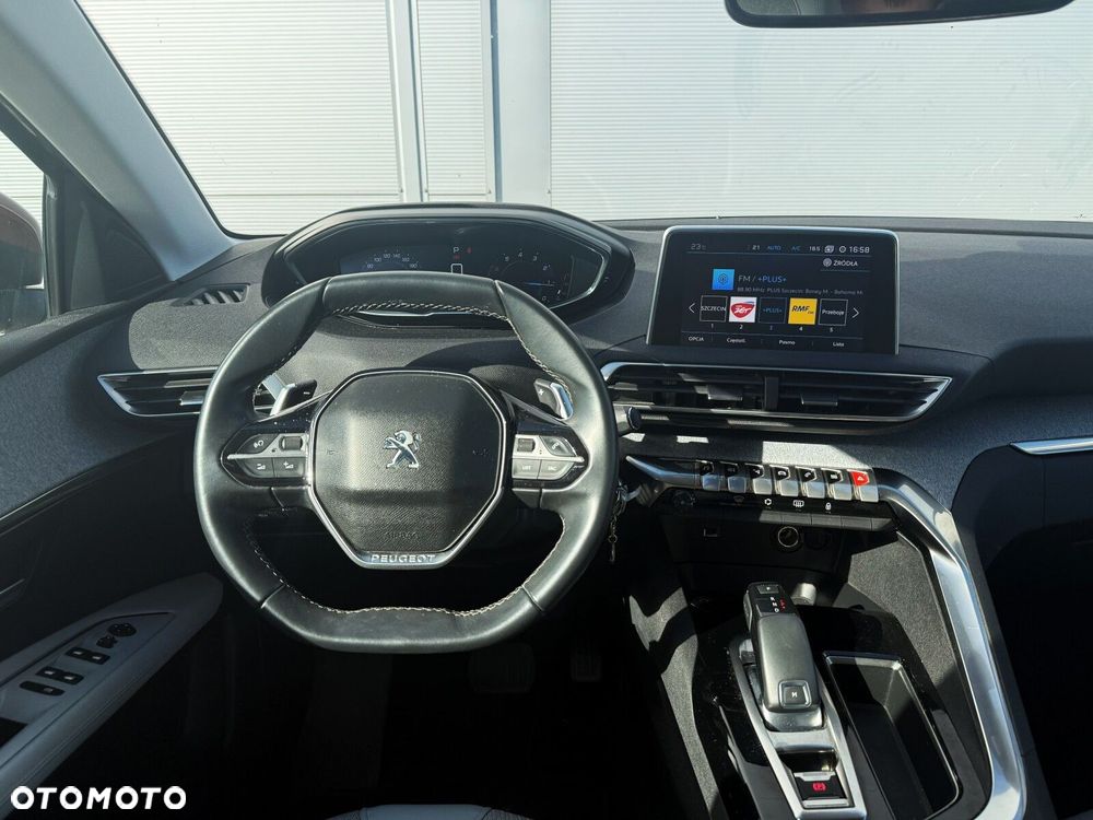 Peugeot 3008 1.2 PureTech Allure S&S EAT8 - 18