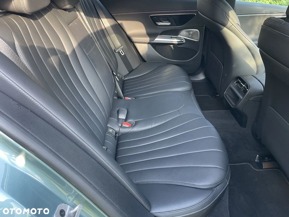 Mercedes-Benz Klasa E 220 d 9G-TRONIC - 9