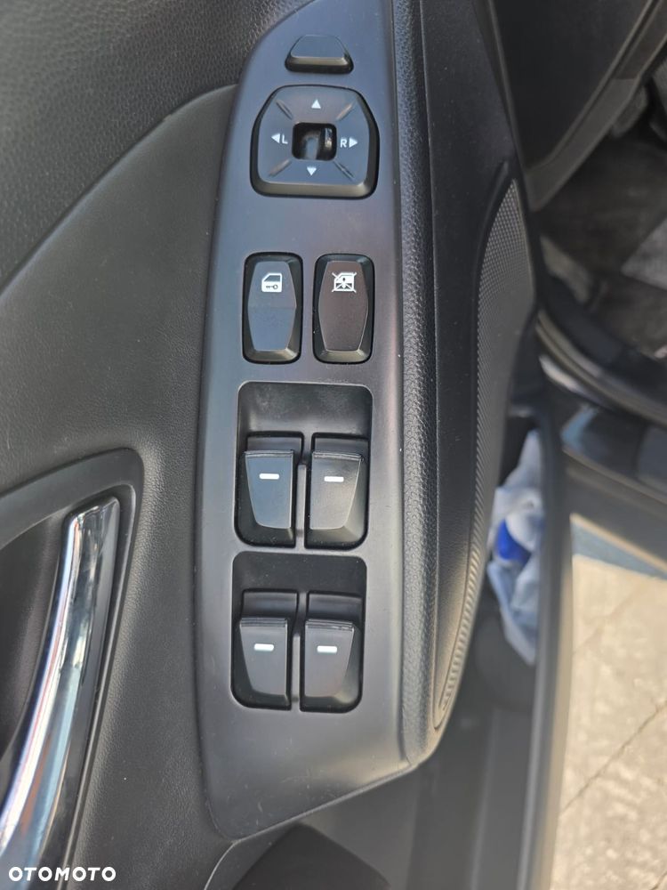 Hyundai ix35 - 14