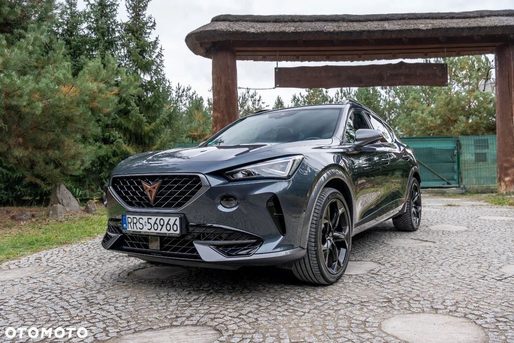 2022 Cupra Formentor VZ 1.4 e-Hybrid DSG, photograph 12