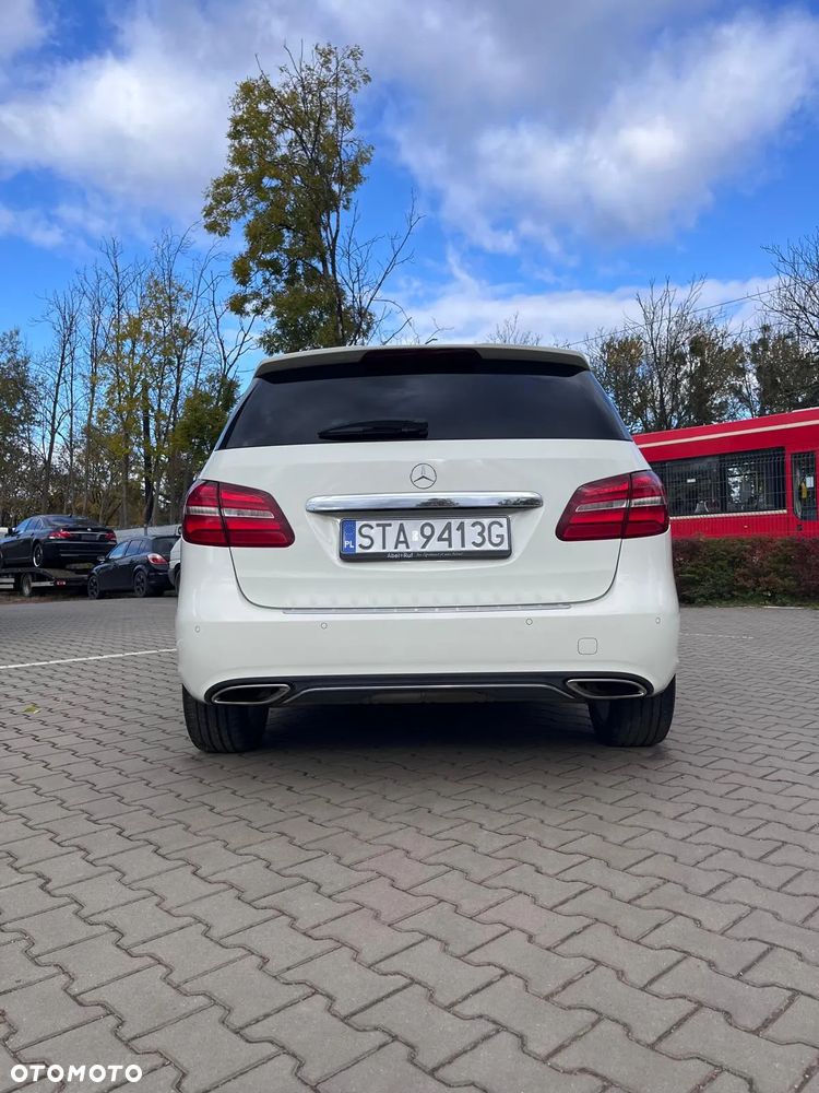 Mercedes-Benz Klasa B 180 BlueEFFICIENCY Edition Style - 9