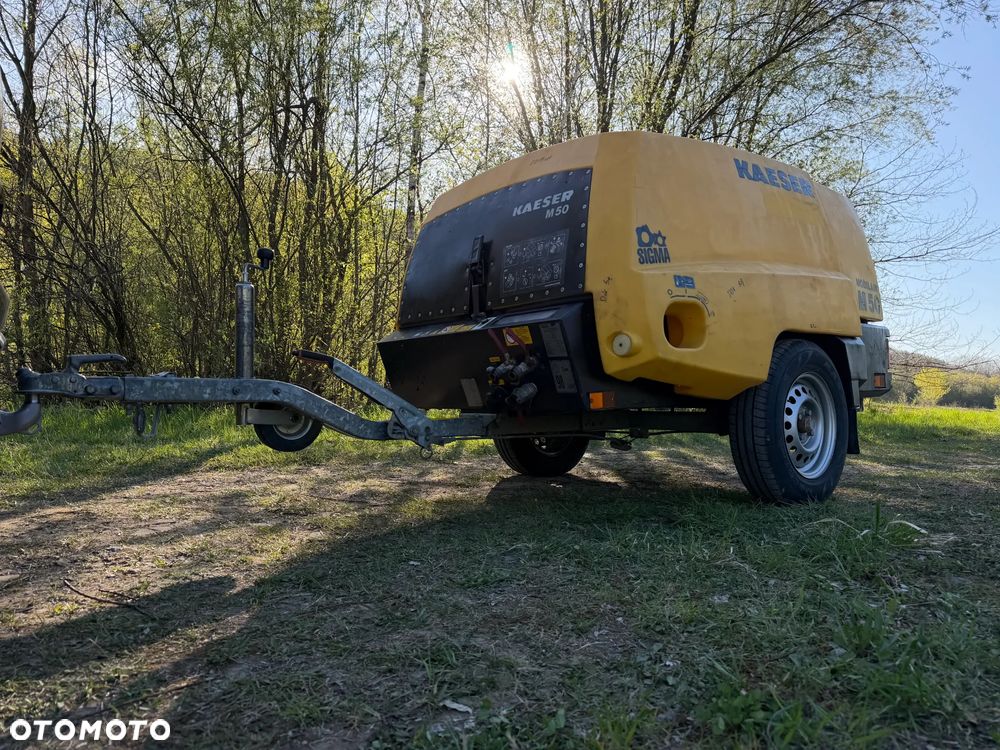 Kubota Kaeser M52 Kompresor Śrubowy Sprężarka 5,7m3. Przyczepka jezdna do rejestracji jako pojazd. 2018 rok. Regulacja ciśnienia bar od 3-8. Silnik Kubota 4cylindry. 50km. Potężna moc. Sprowadzony z Norwegii. Maszyna jak Nowa z Salonu! 1340 mtg. Okazja. Zadbana Maszyna. Dokumenty do rejestracji, książka KAESER - 37