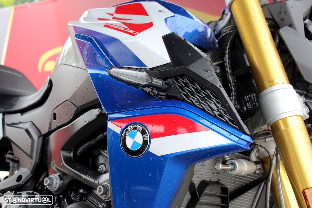 BMW F 900 R - 11