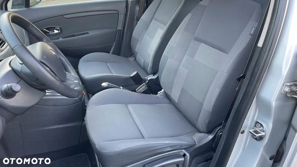 Renault Scenic 1.6 16V 110 TomTom Edition - 15