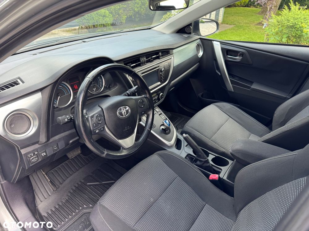 Toyota Auris 1.8 HSD Luna - 10