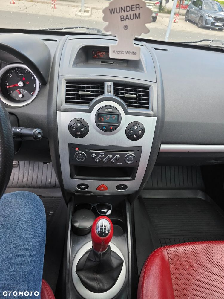 Renault Megane - 11