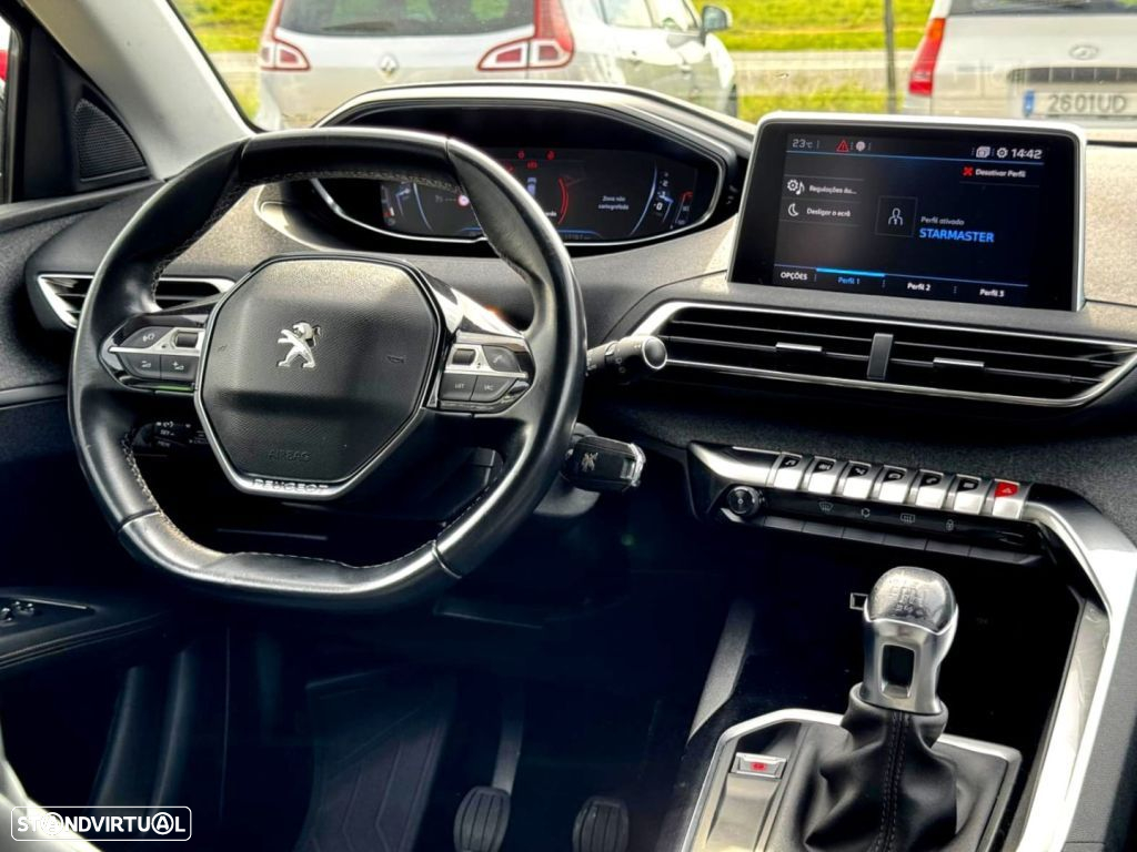Peugeot 3008 1.5 BlueHDi Allure - 12