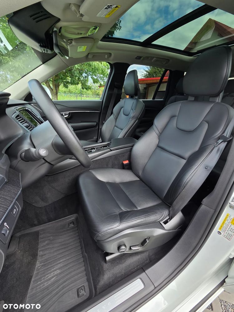 Volvo XC 90 T5 AWD Momentum 7os - 25