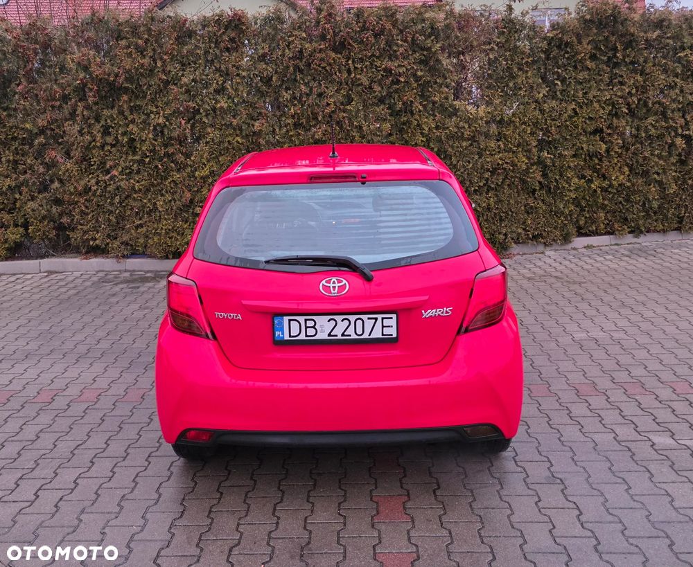 Toyota Yaris 1.33 Life EU6 - 14