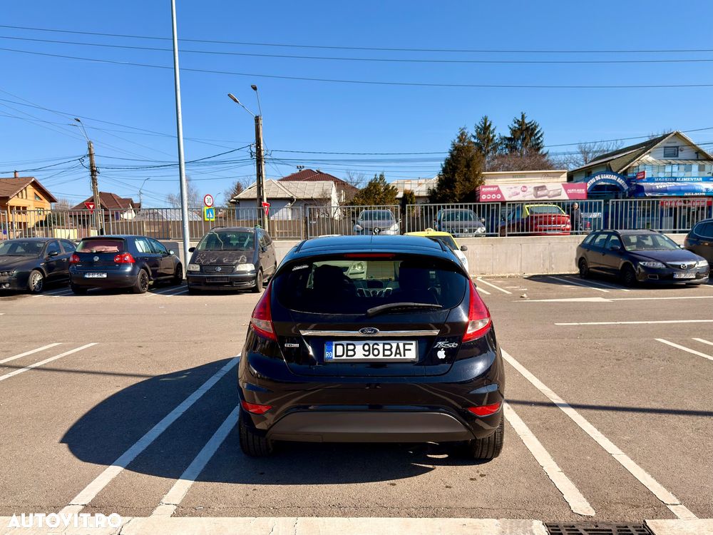 Ford Fiesta - 7
