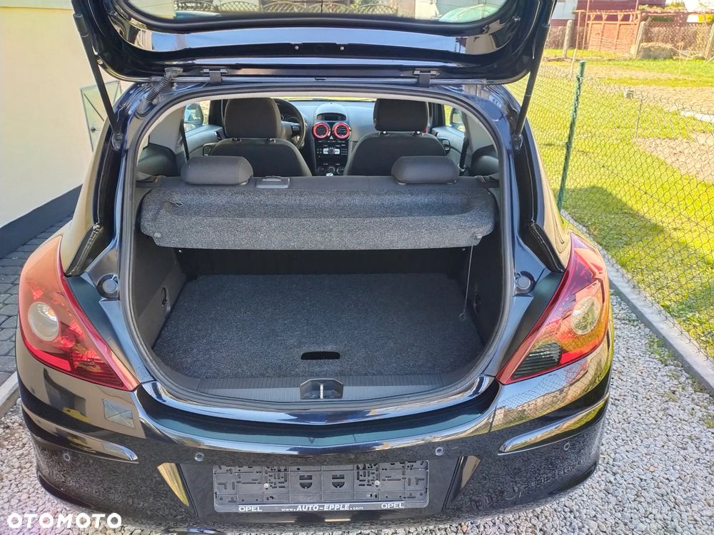 Opel Corsa 1.4 16V Color Edition - 9
