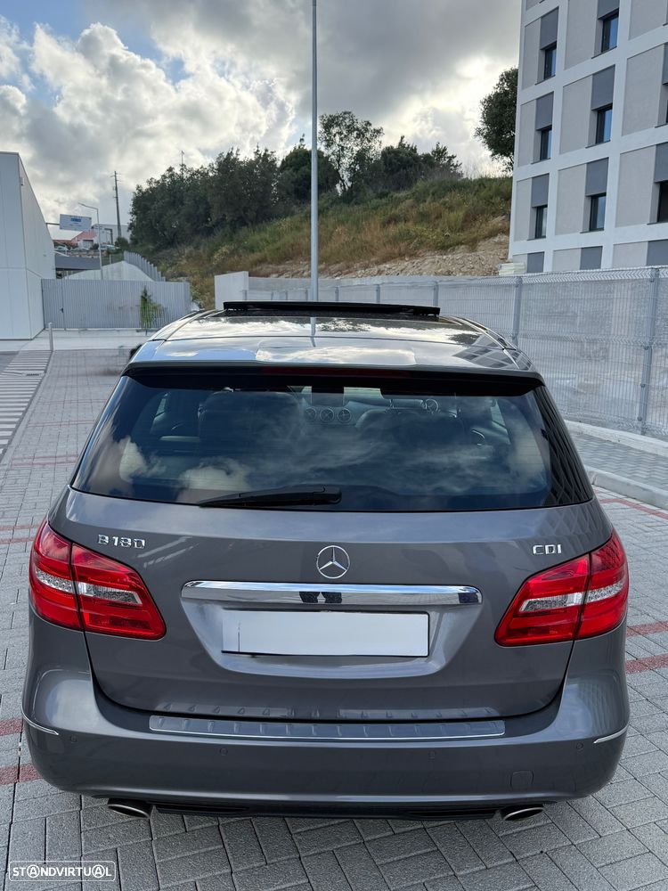 Mercedes-Benz B 180 - 4