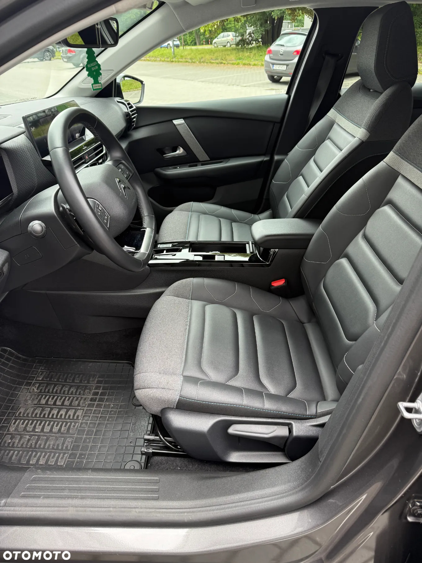 Citroën C4 1.2 PureTech C-Series S&S EAT8 - 10
