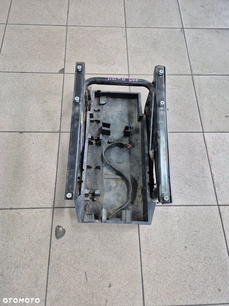 PODSTAW FOTELA KIEROWCY IVECO DAILY IV  06-12. - 1