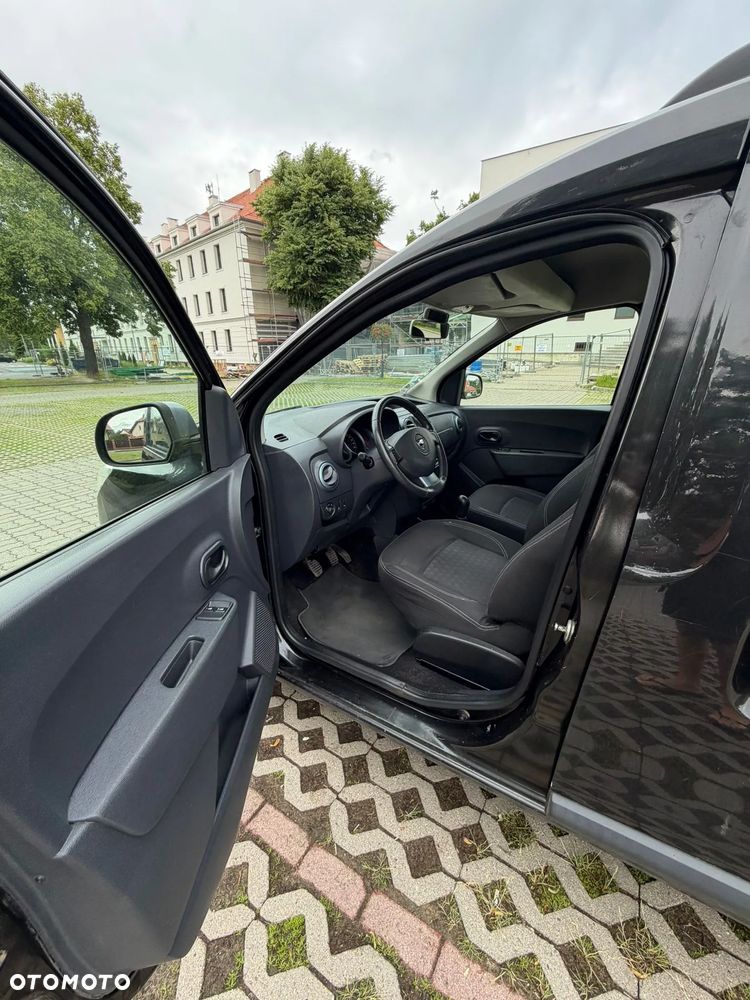 Dacia Dokker TCe 115 Stepway Celebration - 12