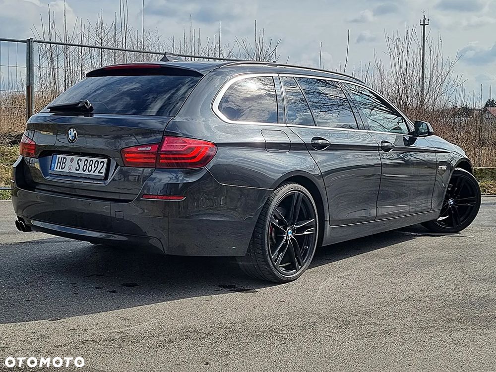 BMW Seria 5 520d Luxury Line sport - 4