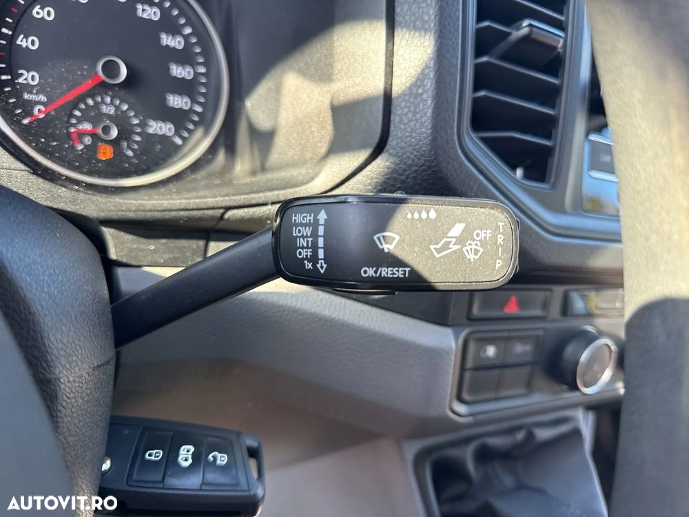 Volkswagen Crafter - 17
