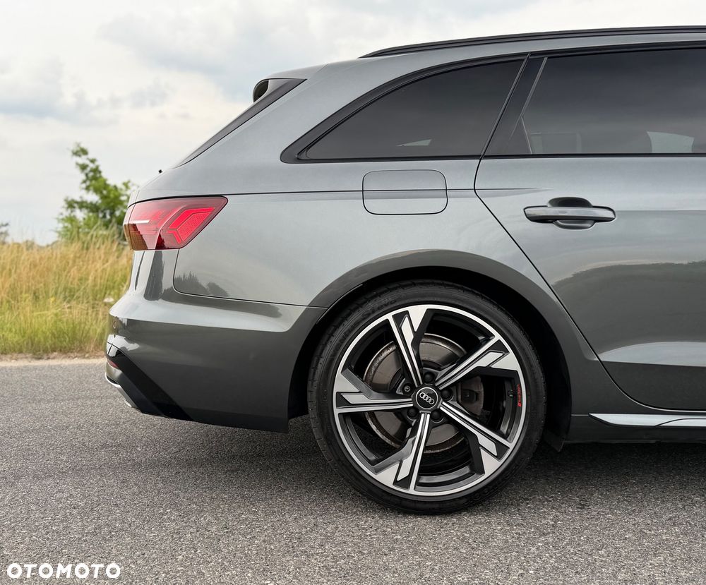 Audi A4 Avant 40 TDI mHEV S Line S tronic - 17