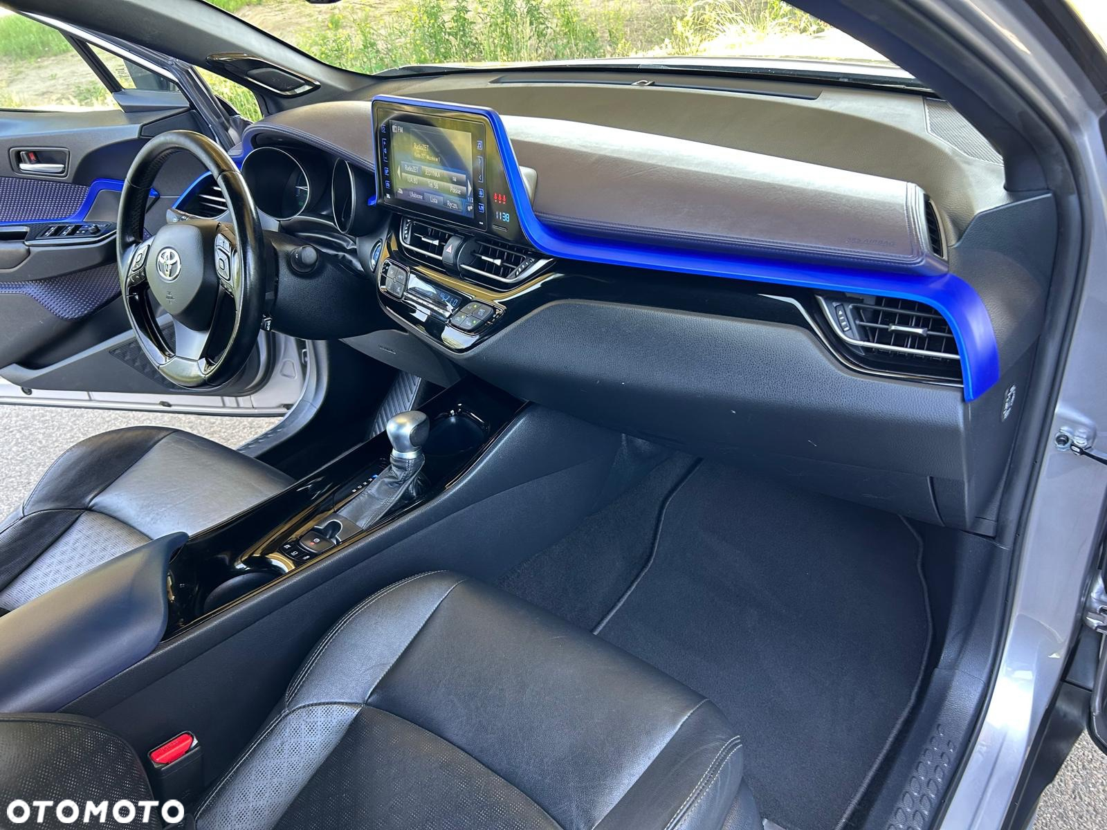 Toyota C-HR 1.8 Hybrid Executive - 24