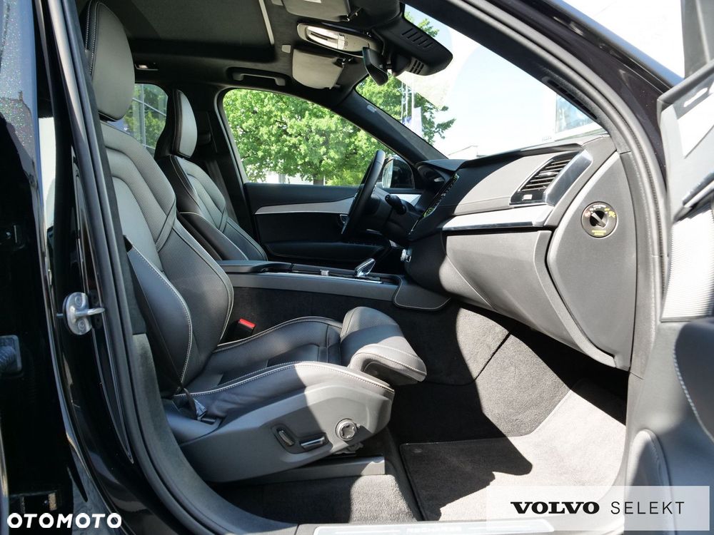 Volvo XC 90 - 35