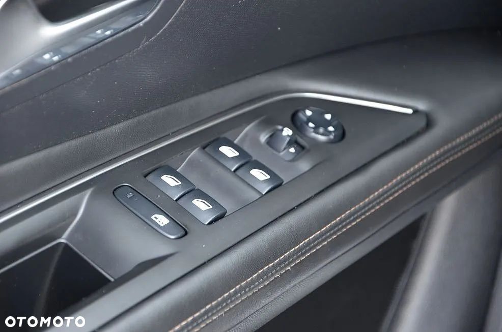 Peugeot 3008 BlueHDi 150 Stop & Start Style - 25