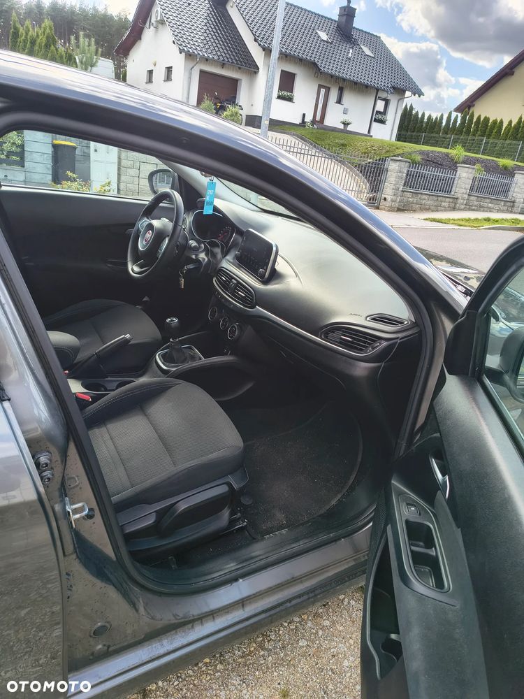 Fiat Tipo 1.6 MultiJet 16v Lounge - 2