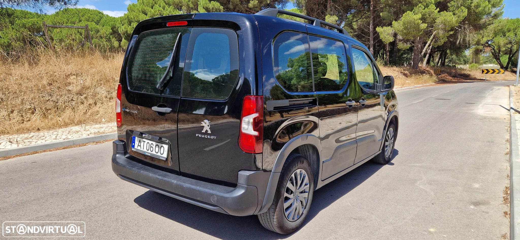 Peugeot e-Rifter 50 kWh Standard Active Pack - 15