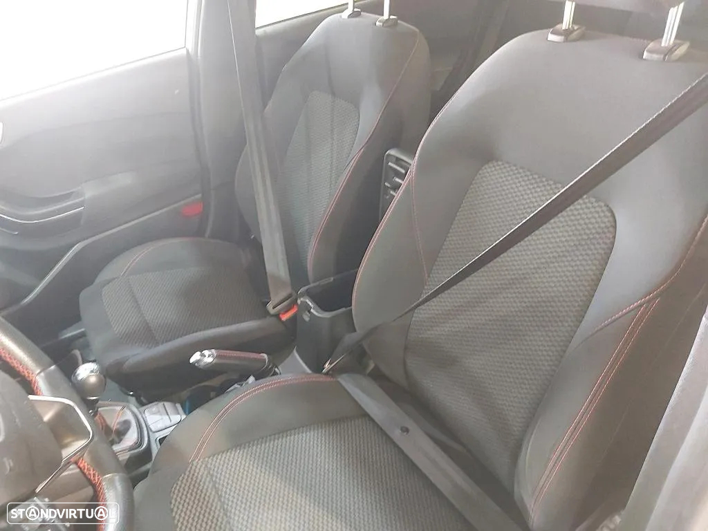 Ford Fiesta 1.0 EcoBoost MHEV ST-Line - 7