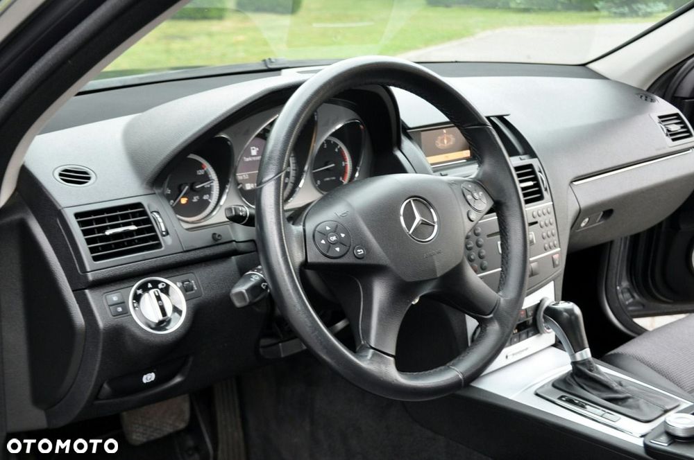 Mercedes-Benz Klasa C - 23