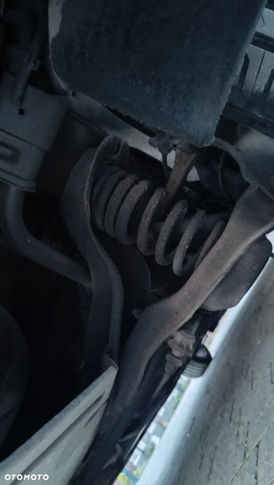 Ford Focus 1.6 TDCi DPF Trend - 16