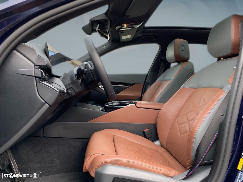 BMW 530 e Pack Desportivo M Pro - 4