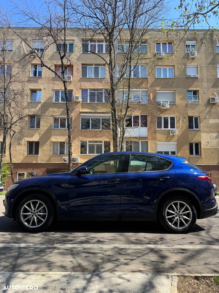 Alfa Romeo Stelvio 2.0 Turbo 16V AT8-Q4 Super - 3