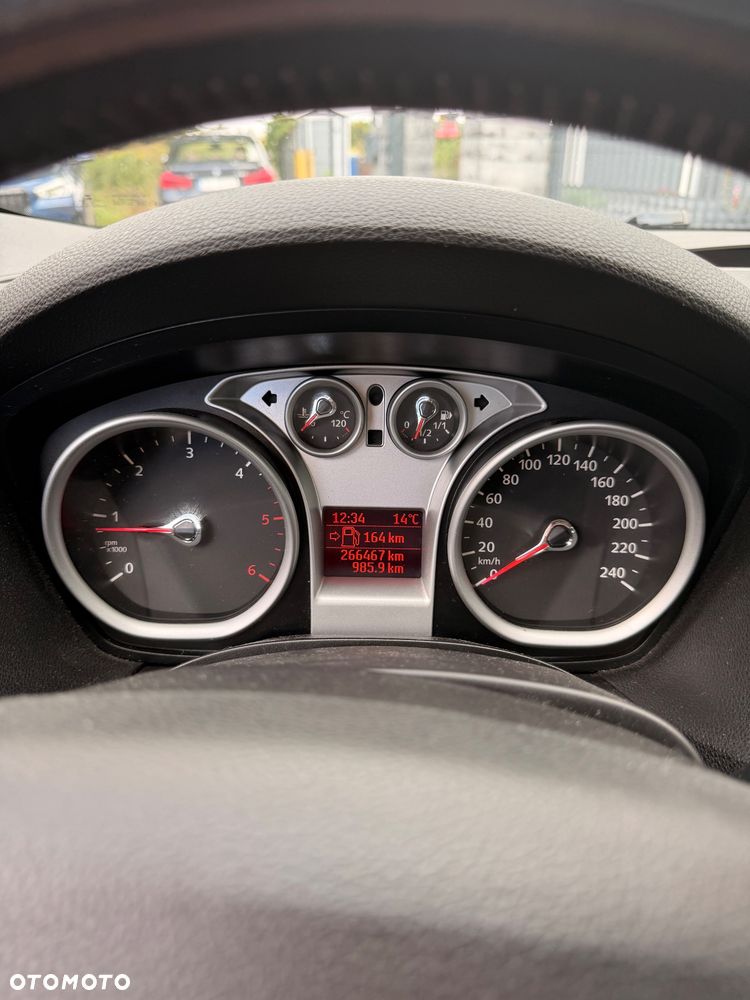Ford Kuga - 21