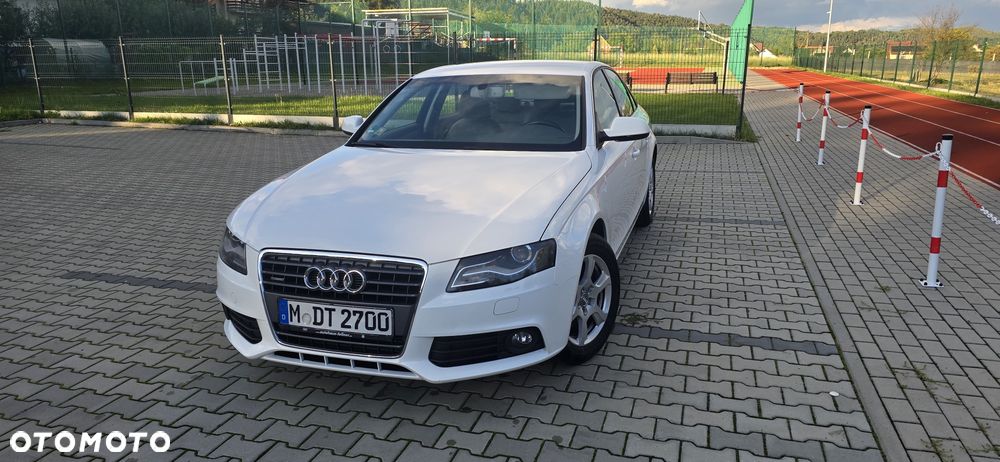 Audi A4 Limousine