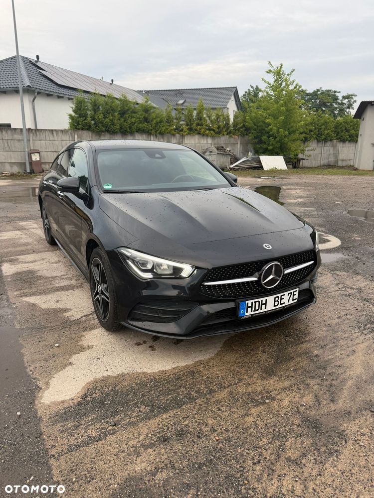 Mercedes-Benz CLA 250 e 8G-DCT AMG Line - 3