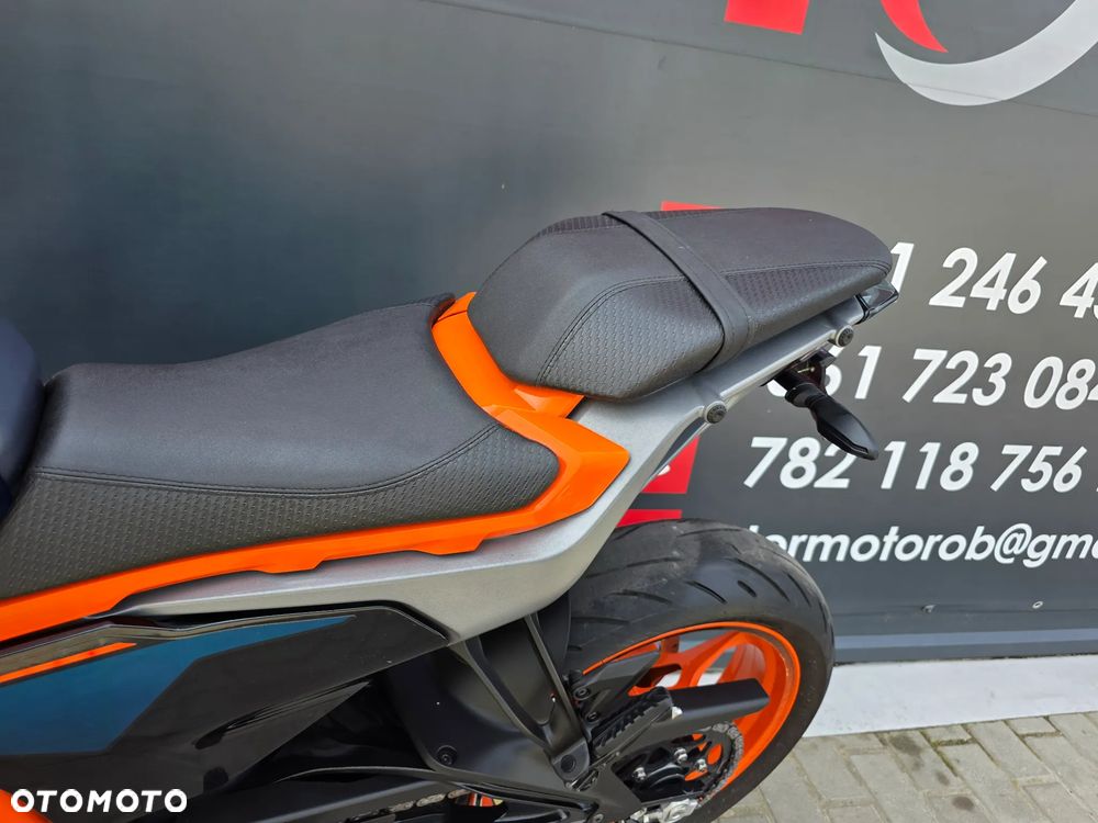 KTM Duke 390 - 10