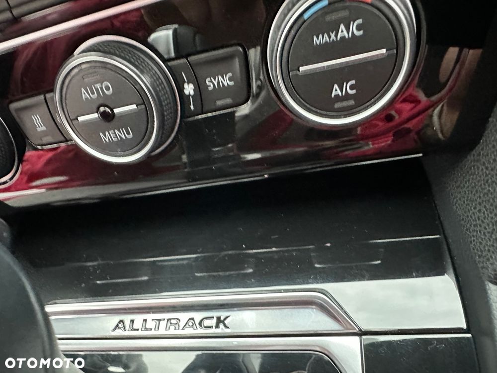 Volkswagen Passat - 21