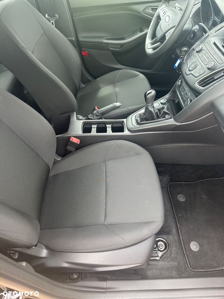 Ford Focus 1.0 EcoBoost Connected - 12