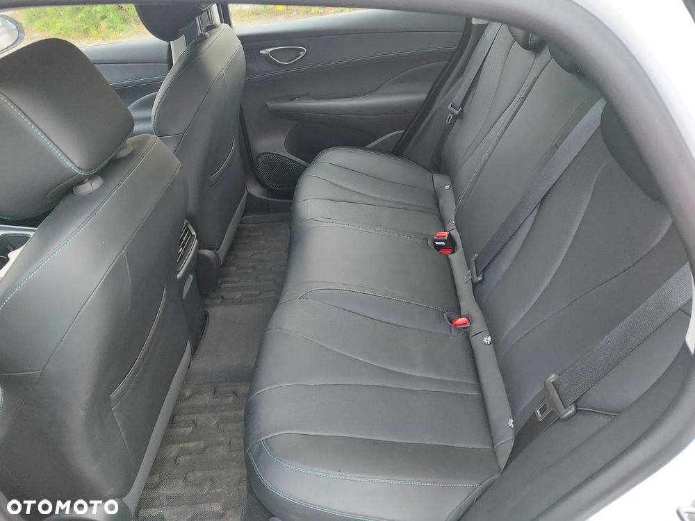 BYD Seal 5 - 10