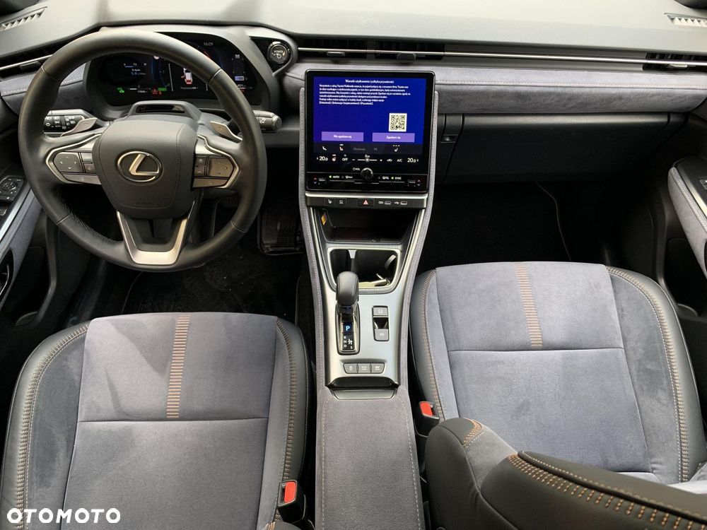 Lexus LBX 1.5 Hybrid Cool - 12