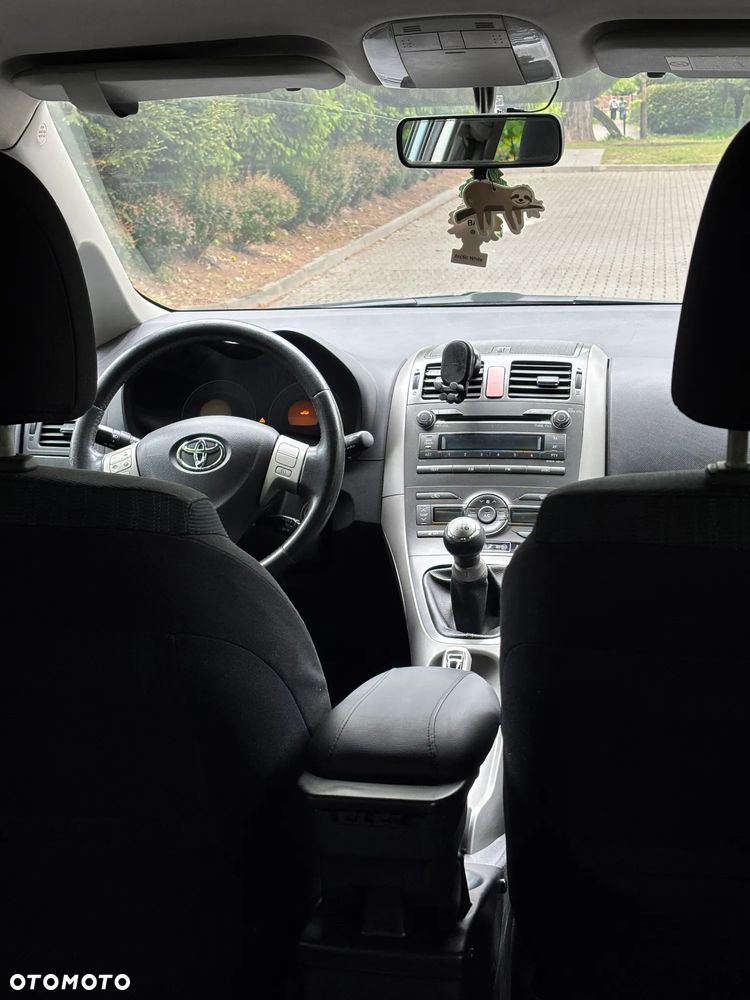 Toyota Auris 1.6 VVT-i Sol - 14