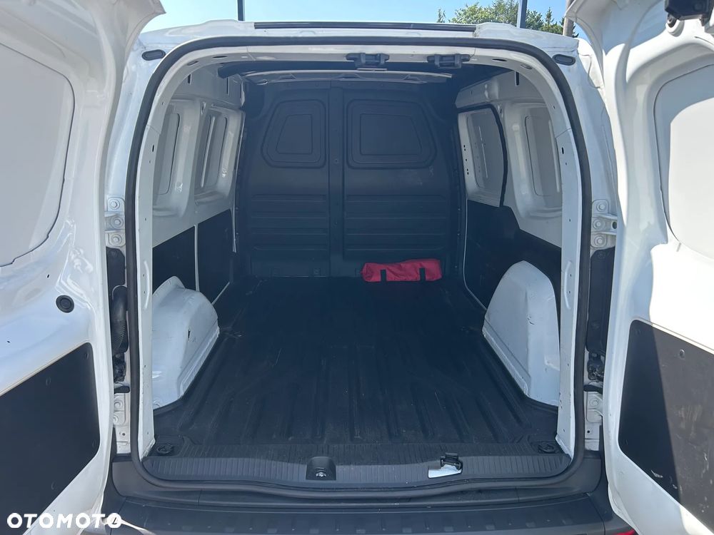 Renault KANGOO VAN EXTRA L2 1.5 dCi 95 - 9