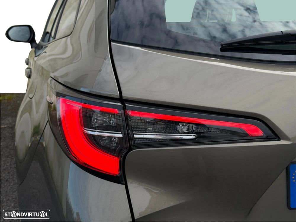 Toyota Corolla Touring Sports 1.8 Hybrid Comfort - 28