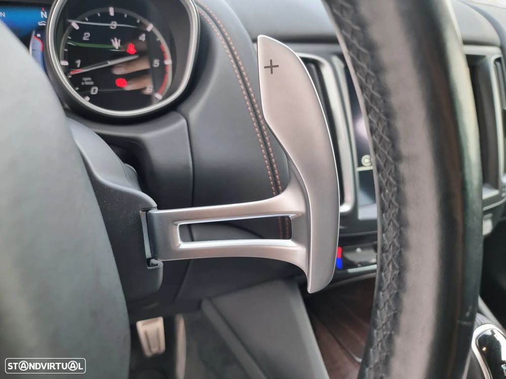 Maserati Levante Diesel Q4 GranSport - 25