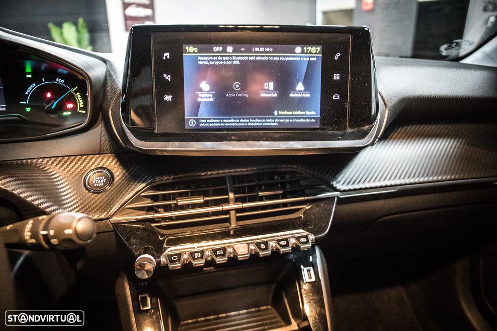 Peugeot e-208 Active - 13