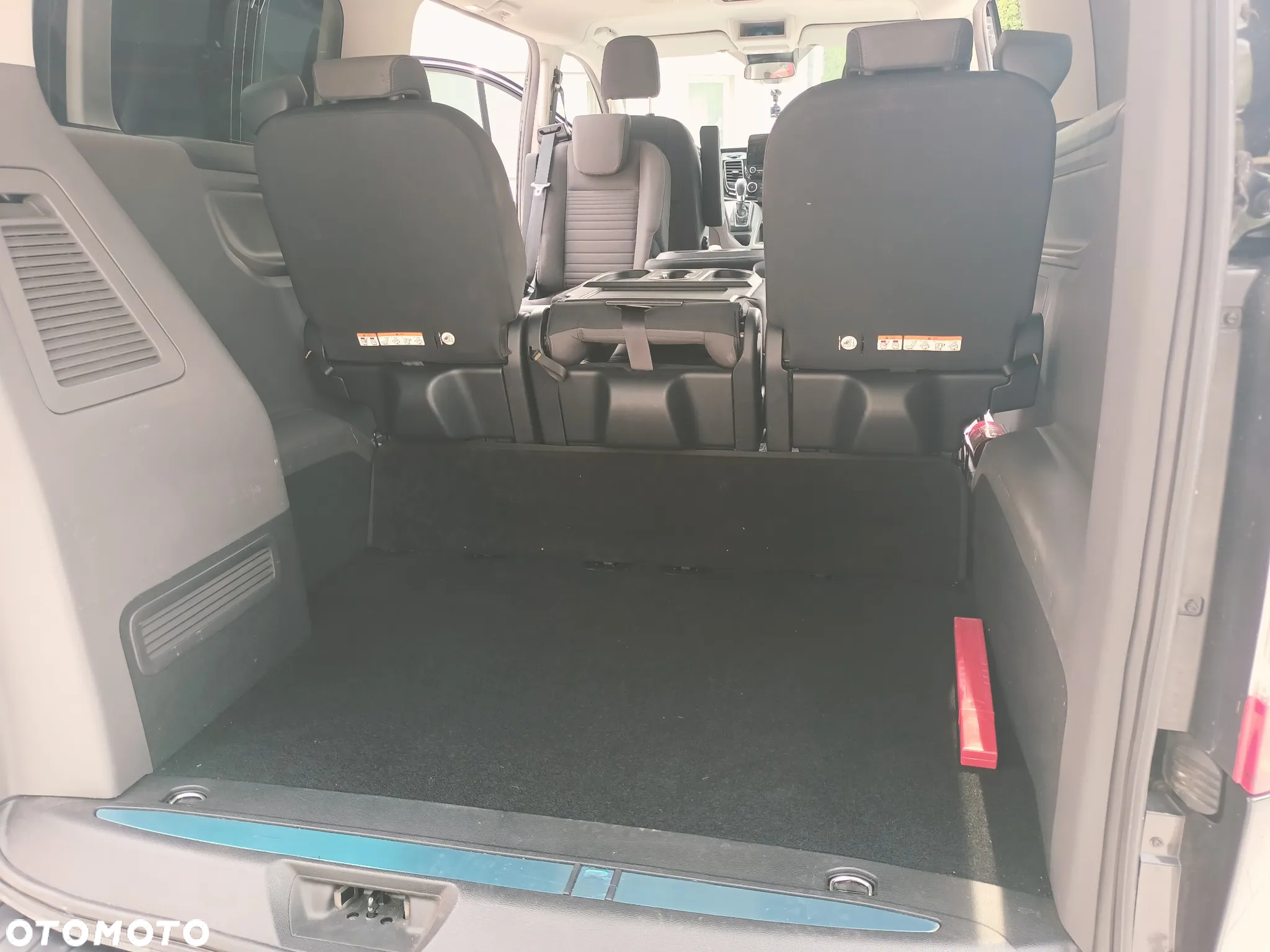 Ford Tourneo Custom - 9